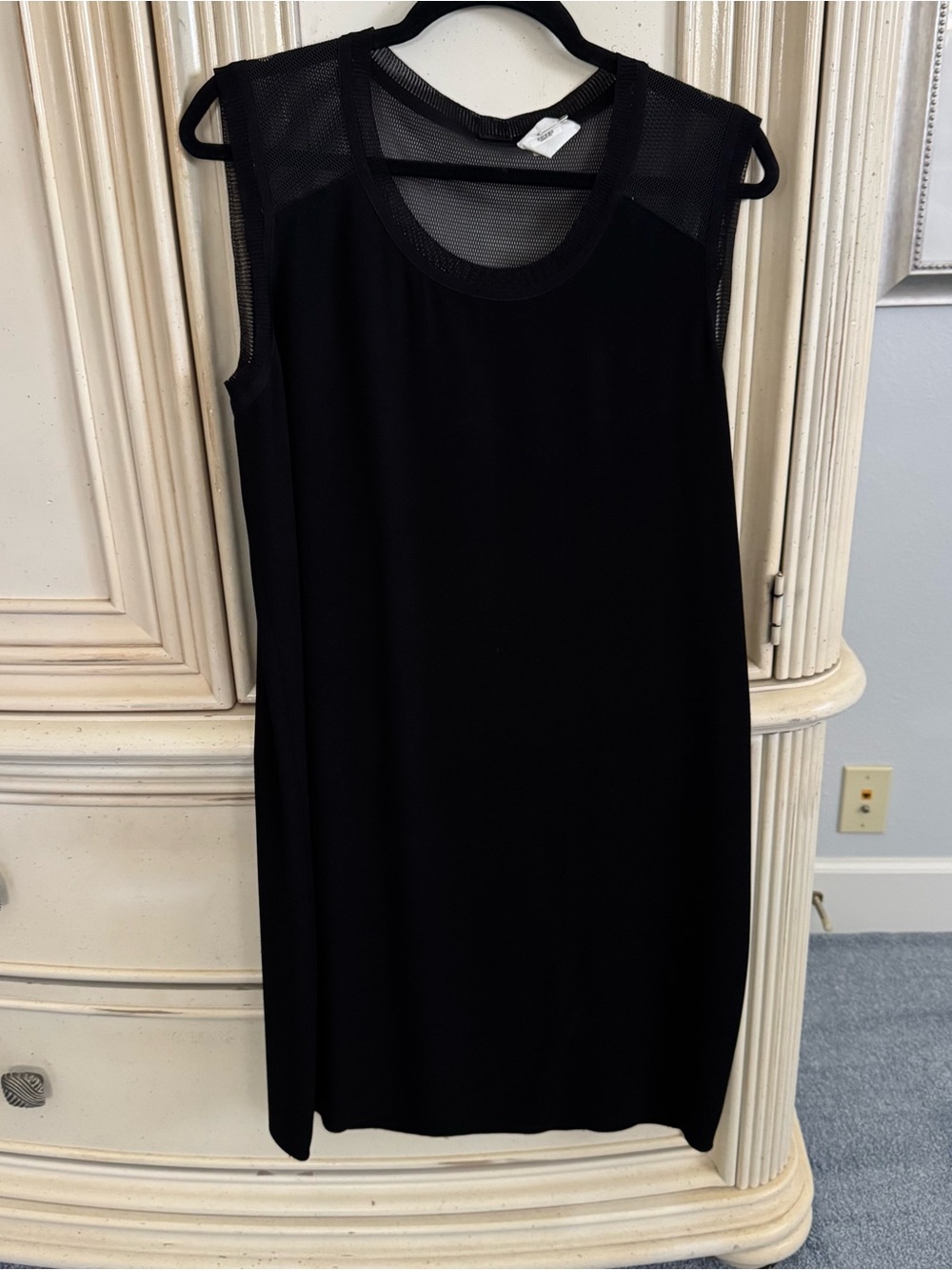Elie Tahari Black Sleeveless Mesh Yoke Shift Dress